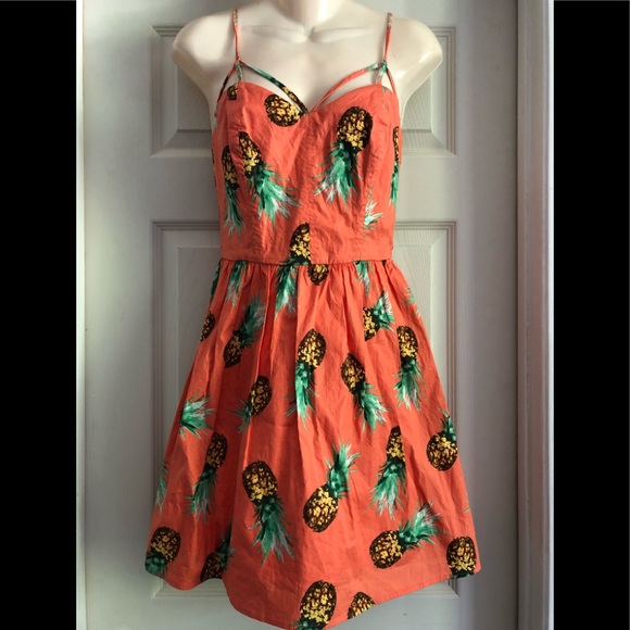 Charlotte Russe Dresses & Skirts - Charlotte Russe Pineapple Dress